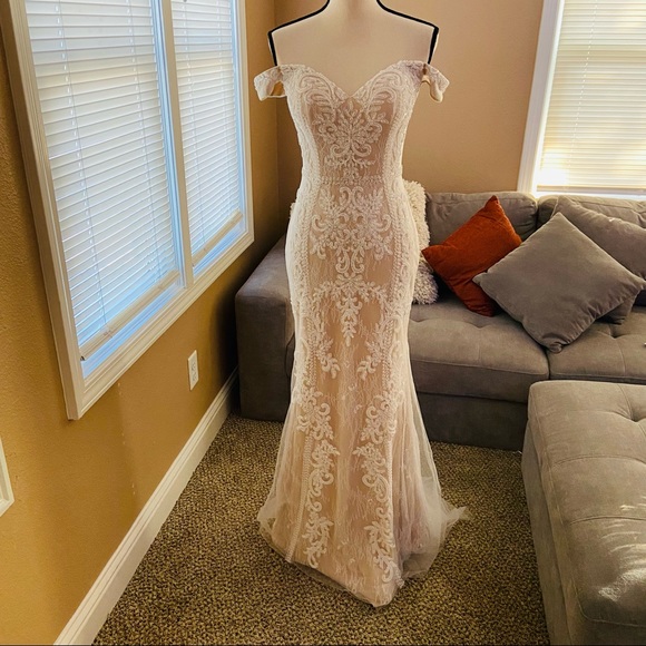 NWOT Lulus Promised Love White Beaded Lace Off-the-Shoulder Maxi Dress - Picture 8 of 16